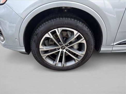 Certified 2025 Audi Q7 2.0T Premium Plus w/ Premium Plus Package image 9