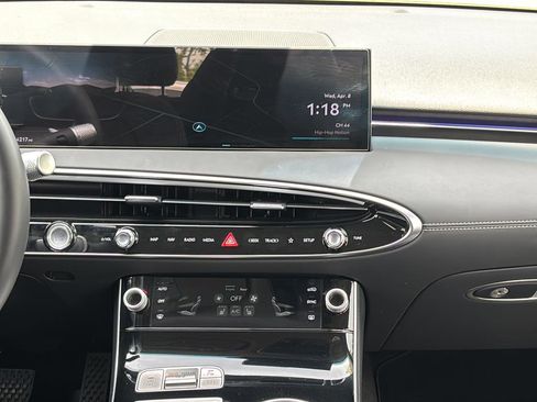 Certified 2026 Genesis GV70 2.5T AWD/4WD image 19