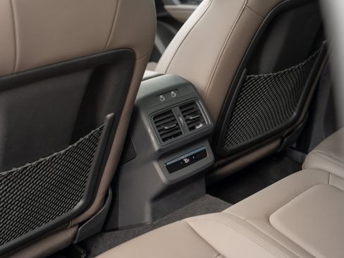 Certified 2025 Audi Q5 Premium Plus w/ Premium Plus AWD/4WD image 27