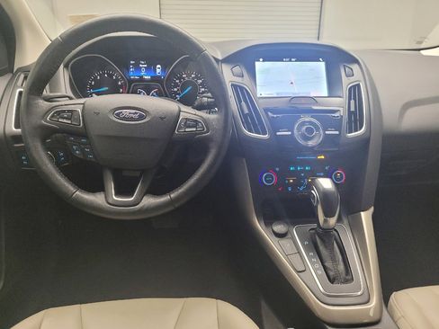 Used 2018 Ford Focus Titanium image 22