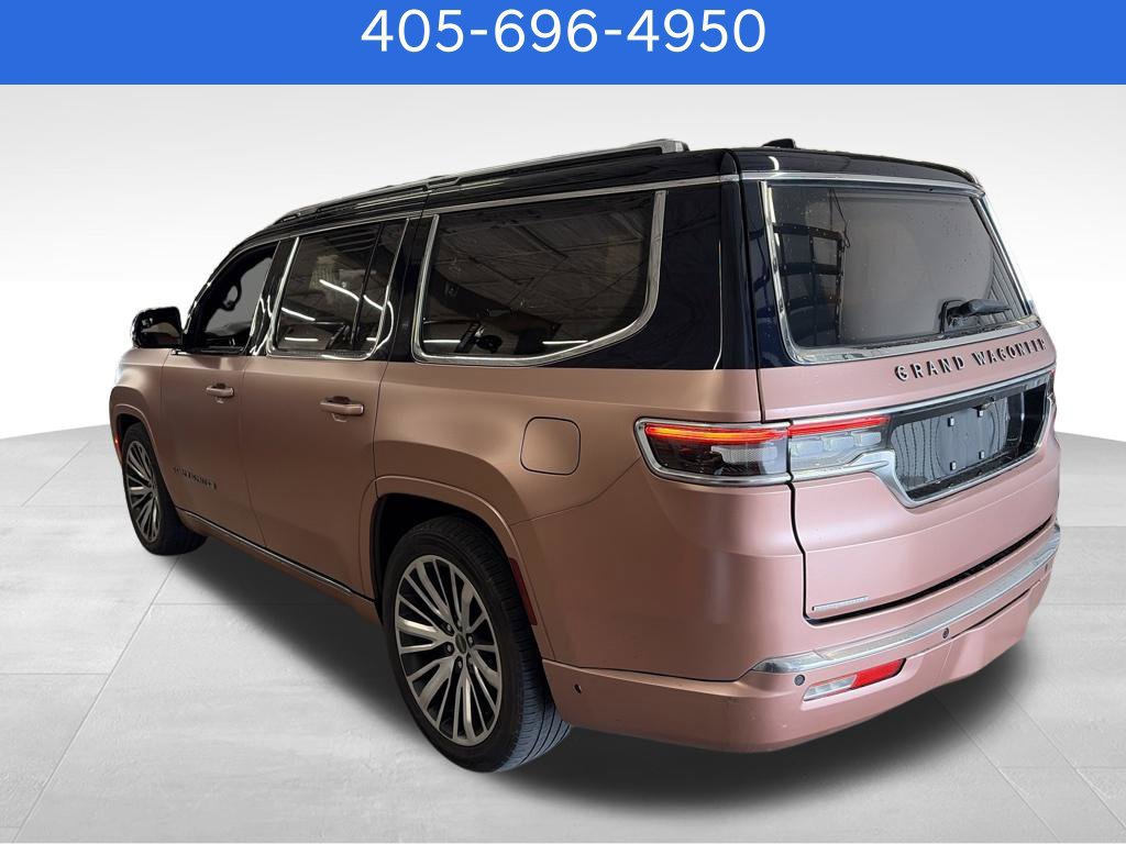 Used 2023 Jeep Grand Wagoneer Series III AWD/4WD image 11