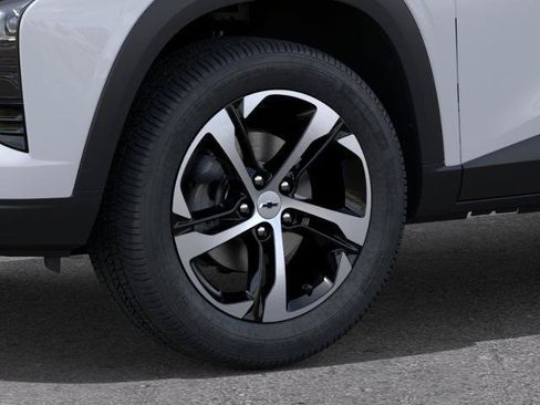 New 2026 Chevrolet Trax RS w/ Driver Confidence Package FWD image 9