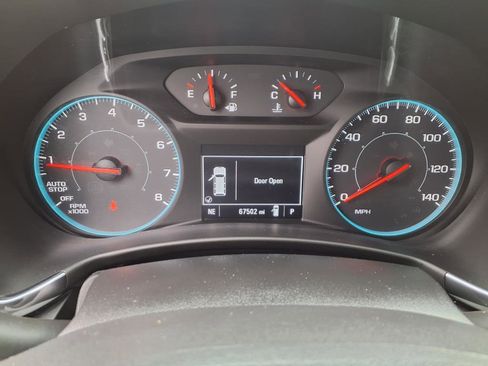 Used 2021 Chevrolet Equinox LS w/ LS Convenience Package image 12