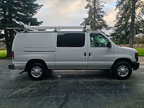 Used 2014 Ford E-350 and Econoline 350 Super Duty w/ Power Group image 7