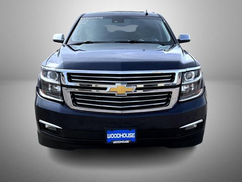 Used 2017 Chevrolet Suburban Premier image 2