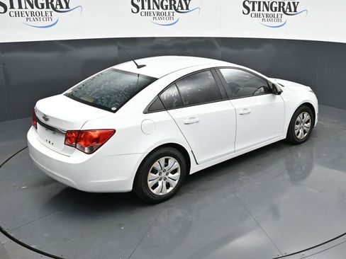 Used 2014 Chevrolet Cruze LS FWD image 24