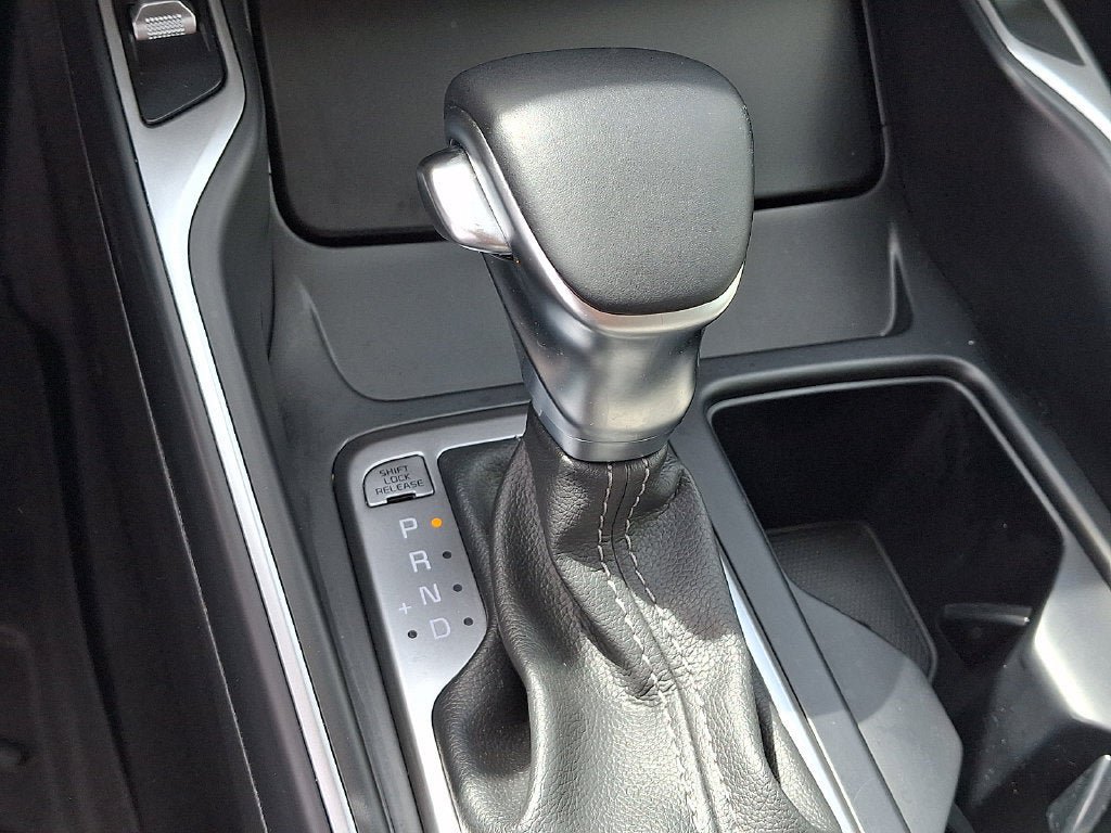 Used 2023 Kia Sorento S FWD image 14