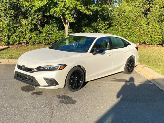 Used 2024 Honda Civic Sport image 3