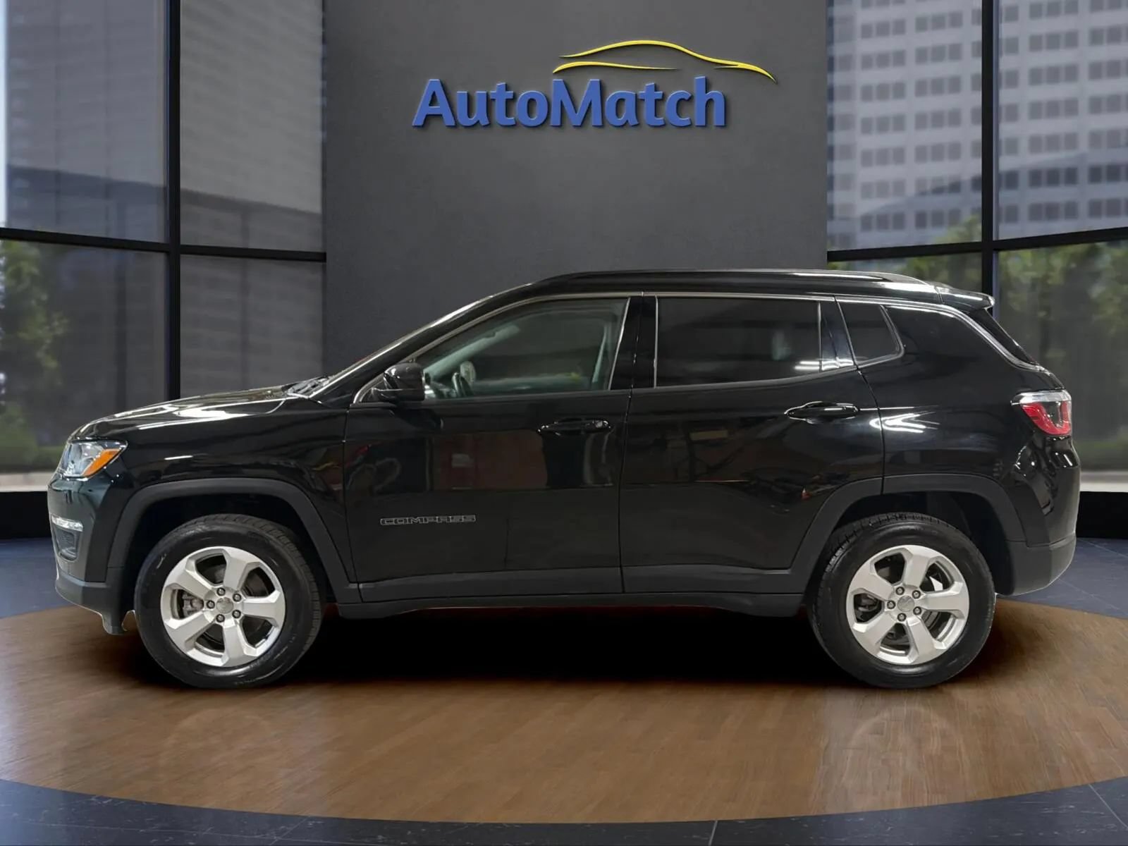 Used 2020 Jeep Compass Latitude w/ Cold Weather Group AWD/4WD image 7