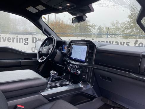 Used 2022 Ford F150 XLT w/ Equipment Group 302A High AWD/4WD image 19