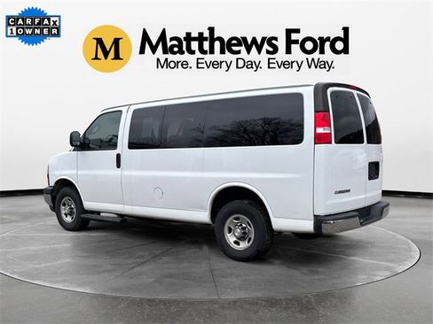 Used 2020 Chevrolet Express 3500 LT w/ LT Preferred Equipment Group image 3