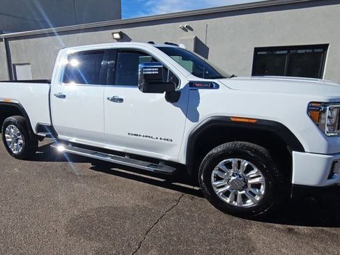 Used 2023 GMC Sierra 2500 Denali image 9