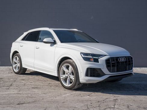 Used 2019 Audi Q8 Premium Plus w/ Premium Plus image 9