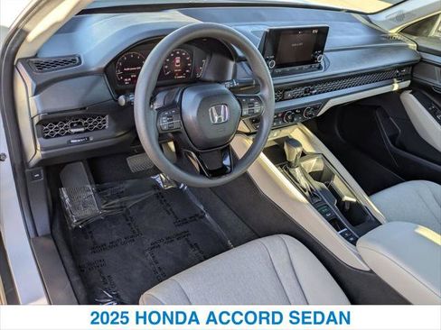 Used 2025 Honda Accord SE image 14