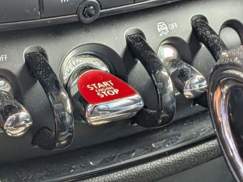 Used 2016 MINI Cooper Clubman S FWD image 28