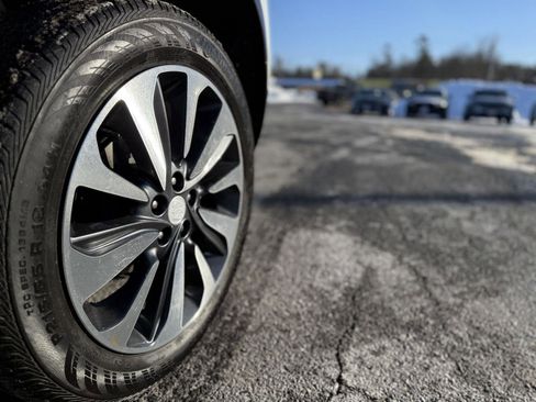 Used 2022 Buick Encore Preferred w/ Safety Package image 11