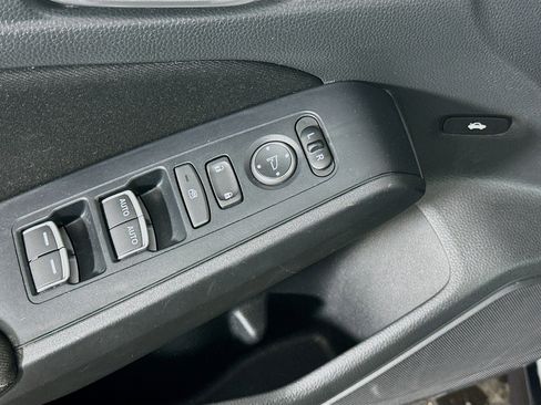 Used 2023 Honda Civic LX image 15