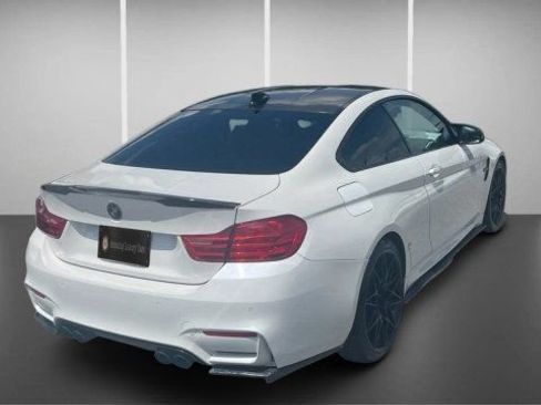 Used 2017 BMW M4 Coupe RWD image 5