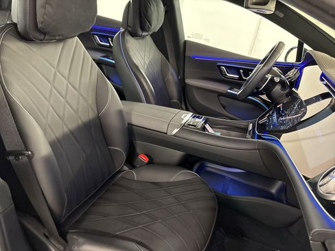 Certified 2023 Mercedes-Benz EQS AMG 4MATIC image 31