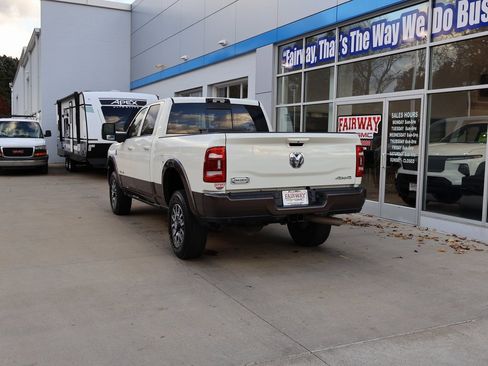 Used 2024 RAM 2500 Limited w/ Towing Technology Group image 8