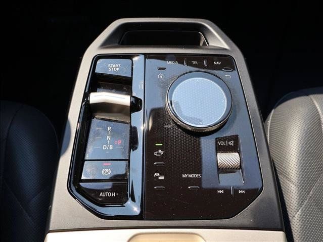 Certified 2023 BMW iX xDrive50 w/ Sport Package AWD/4WD image 19