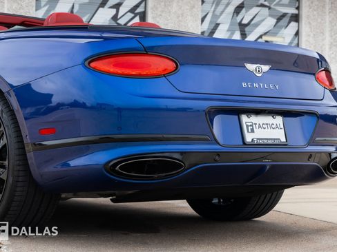 Used 2022 Bentley Continental GT Speed image 14