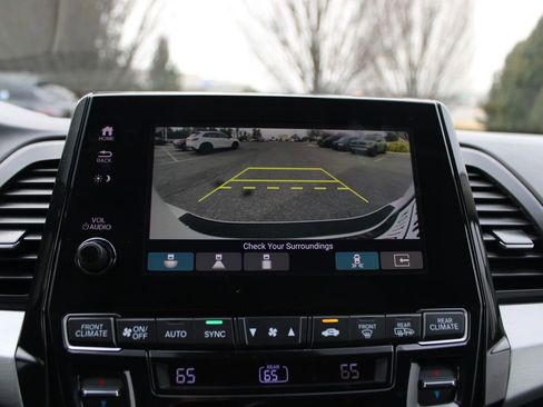 Used 2024 Honda Odyssey Touring image 29