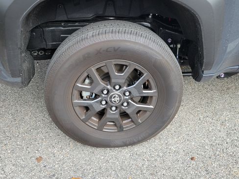 Used 2025 Toyota 4Runner SR5 image 17