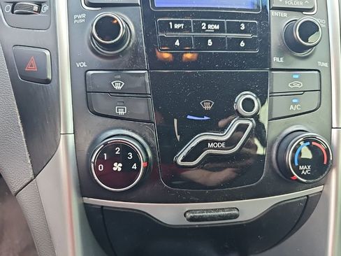 Used 2011 Hyundai Sonata SE FWD image 14