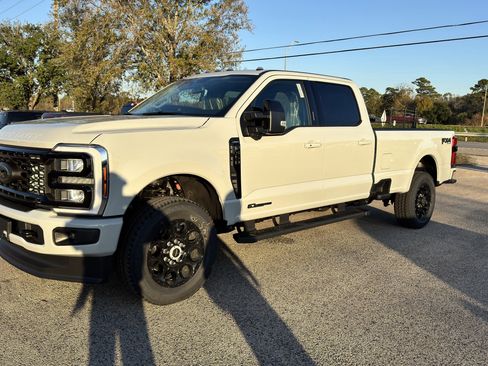 New 2026 Ford F350 Lariat w/ Black Appearance Package image 6