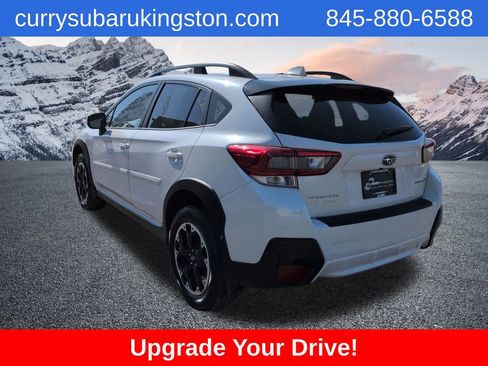 Used 2022 Subaru Crosstrek 2.0i Premium image 6