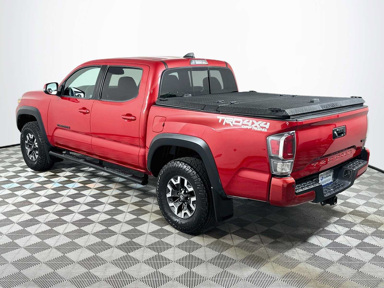 Used 2020 Toyota Tacoma TRD Off-Road w/ Technology Package AWD/4WD image 5