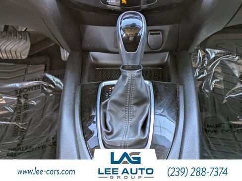 Used 2019 Nissan Rogue Sport SV image 16