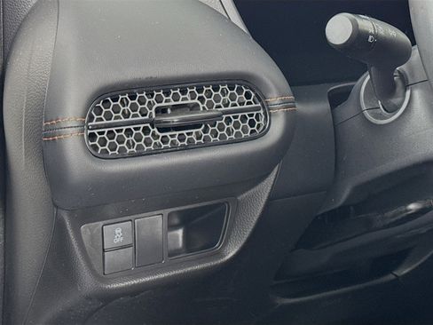 Certified 2023 Honda HR-V Sport image 10