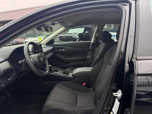 Used 2023 Honda Accord LX image 8