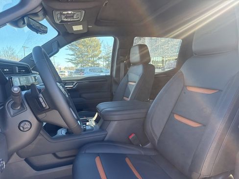 New 2026 GMC Sierra 1500 AT4 w/ AT4 Premium Package image 16
