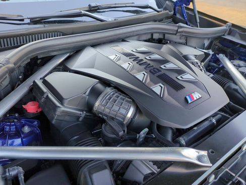 Used 2025 BMW X5 M60i image 33