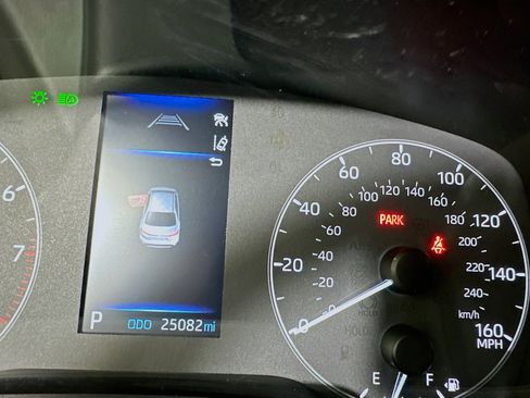 Used 2025 Toyota Corolla LE FWD image 19
