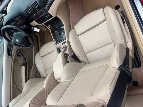 Used 2005 BMW 330Ci Convertible image 25