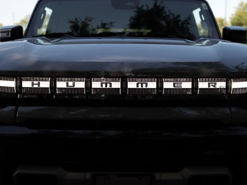 New 2026 GMC Hummer EV SUV image 50