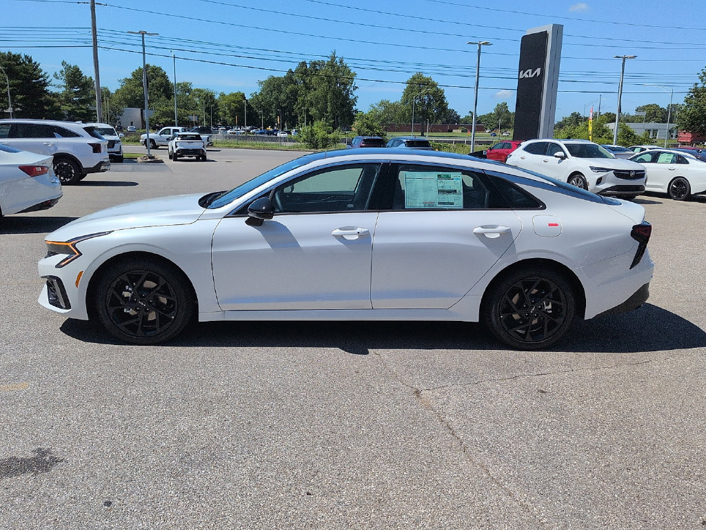 New 2026 Kia K5 GT-Line w/ GT-Line Premium Package FWD image 4