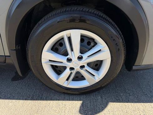 Certified 2025 Nissan Kicks Play S FWD image 8