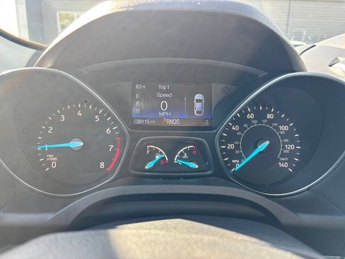 Used 2019 Ford Escape SE AWD/4WD image 29