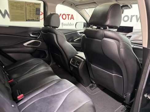 Used 2024 Acura RDX SH-AWD image 12