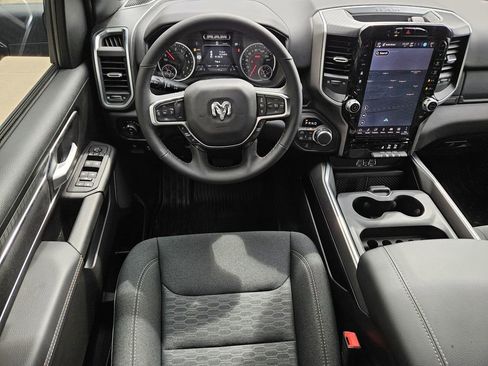 New 2026 RAM 1500 4x4 Crew Cab image 9