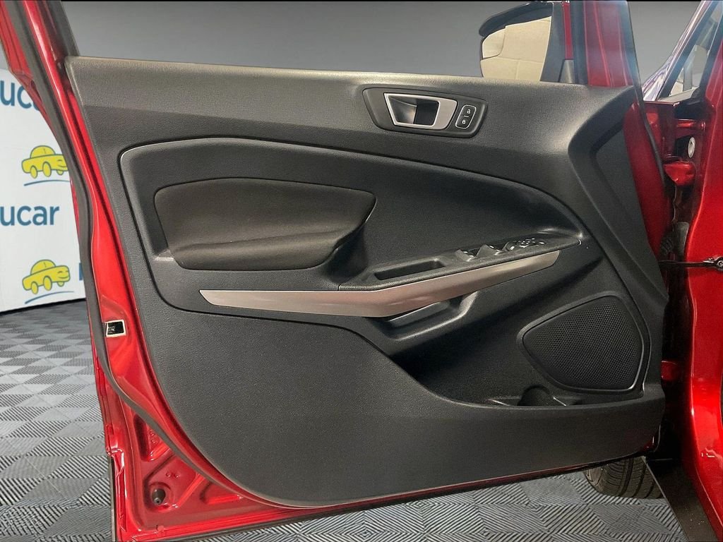 Used 2019 Ford EcoSport SE w/ Interior Protection Package FWD image 9