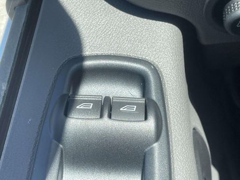 New 2026 Ford Transit 250 148 Medium Roof RWD image 19