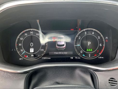 Used 2025 Jaguar F-PACE R-Dynamic S AWD/4WD image 27