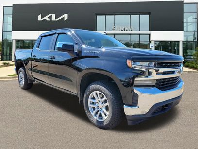 Used 2021 Chevrolet Silverado 1500 LT w/ Convenience Package II