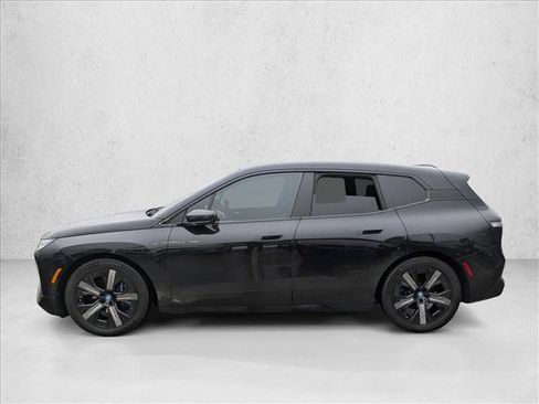 Used 2025 BMW iX M60 image 8